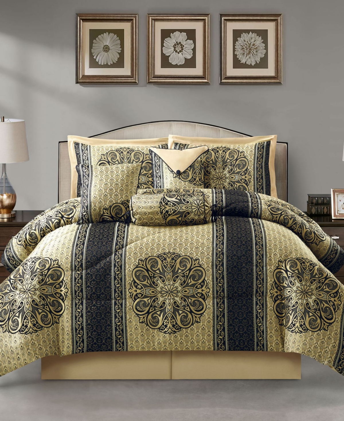 Stratford Park Myhand Medallion 7-pc. Comforter Set, King In Navy Gold