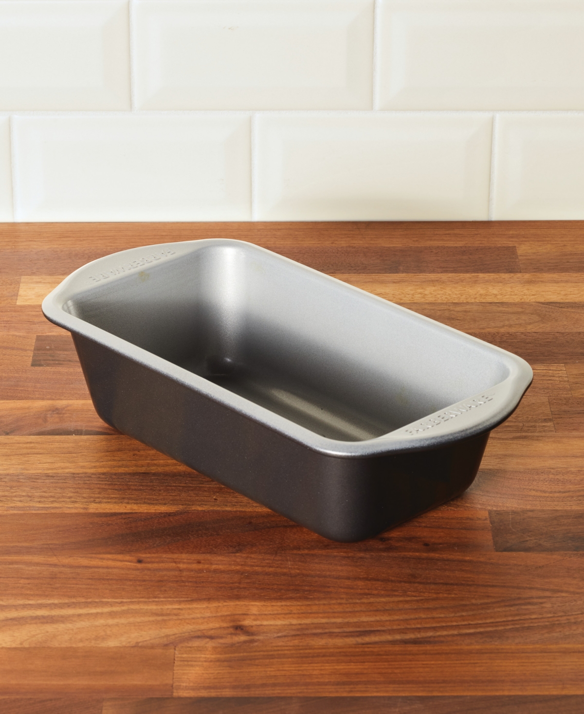 Farberware Bake with Mickey Mouse 9 x 5 Inch Loaf Pan