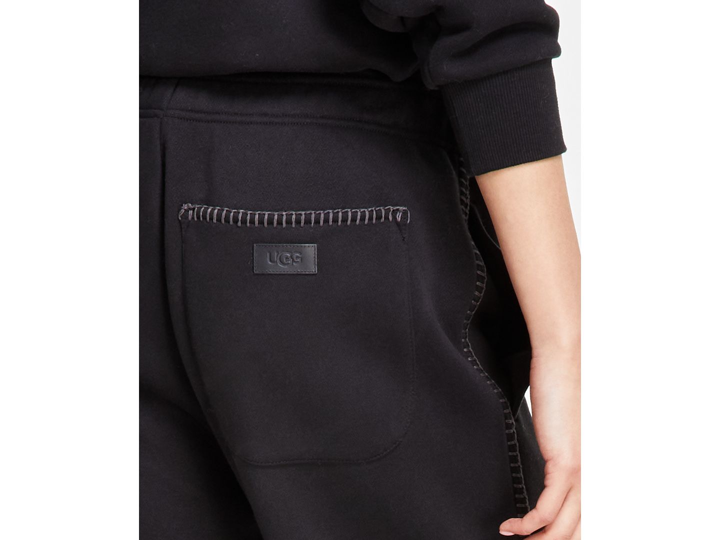 Женские брюки UGG® Classic Fleece Sweatpants, цвет: Чёрный — фото 6