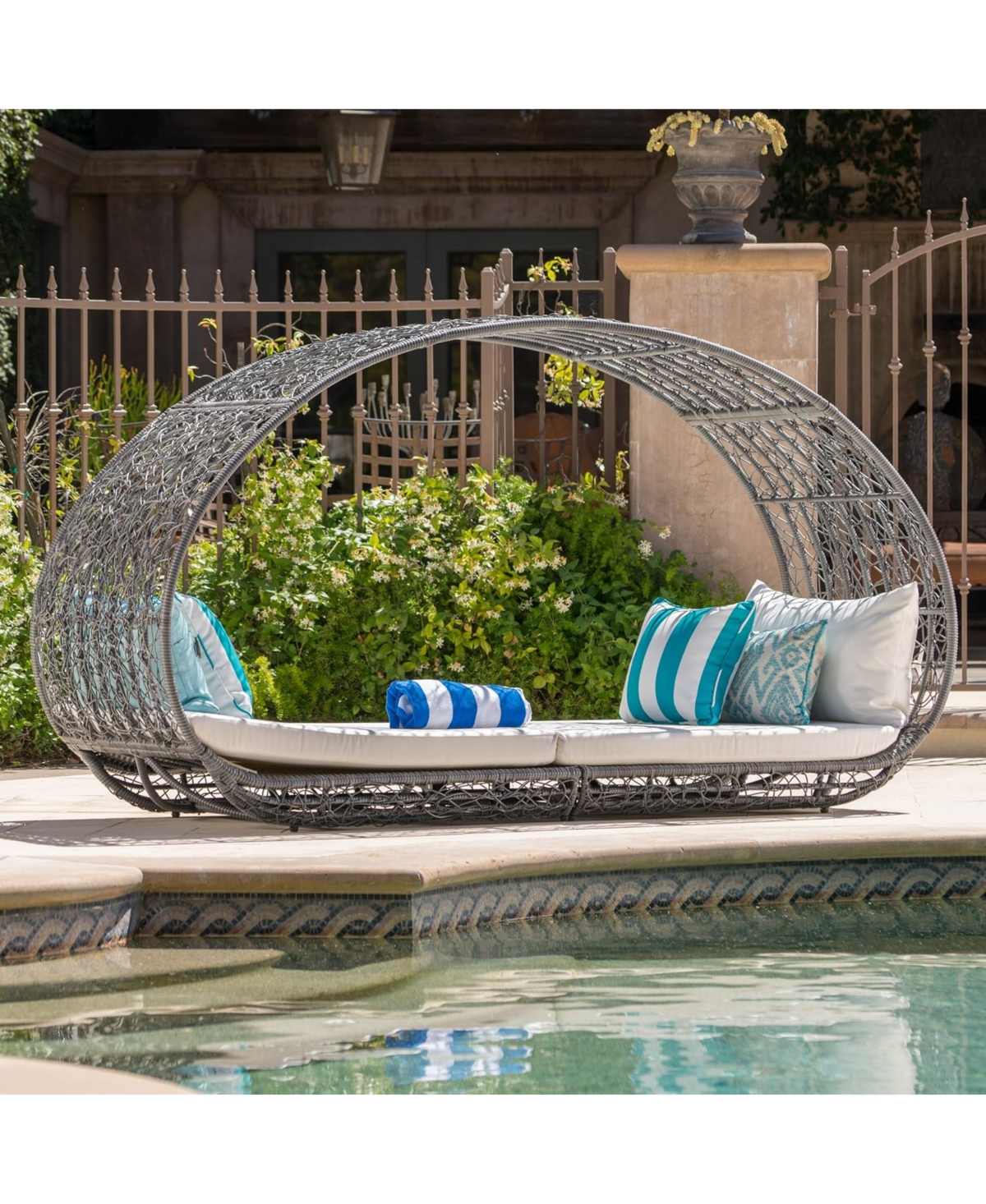 Streamdale Furniture Outdoor Wicker Overhead Canopy Daybed Water Resistant Cushion