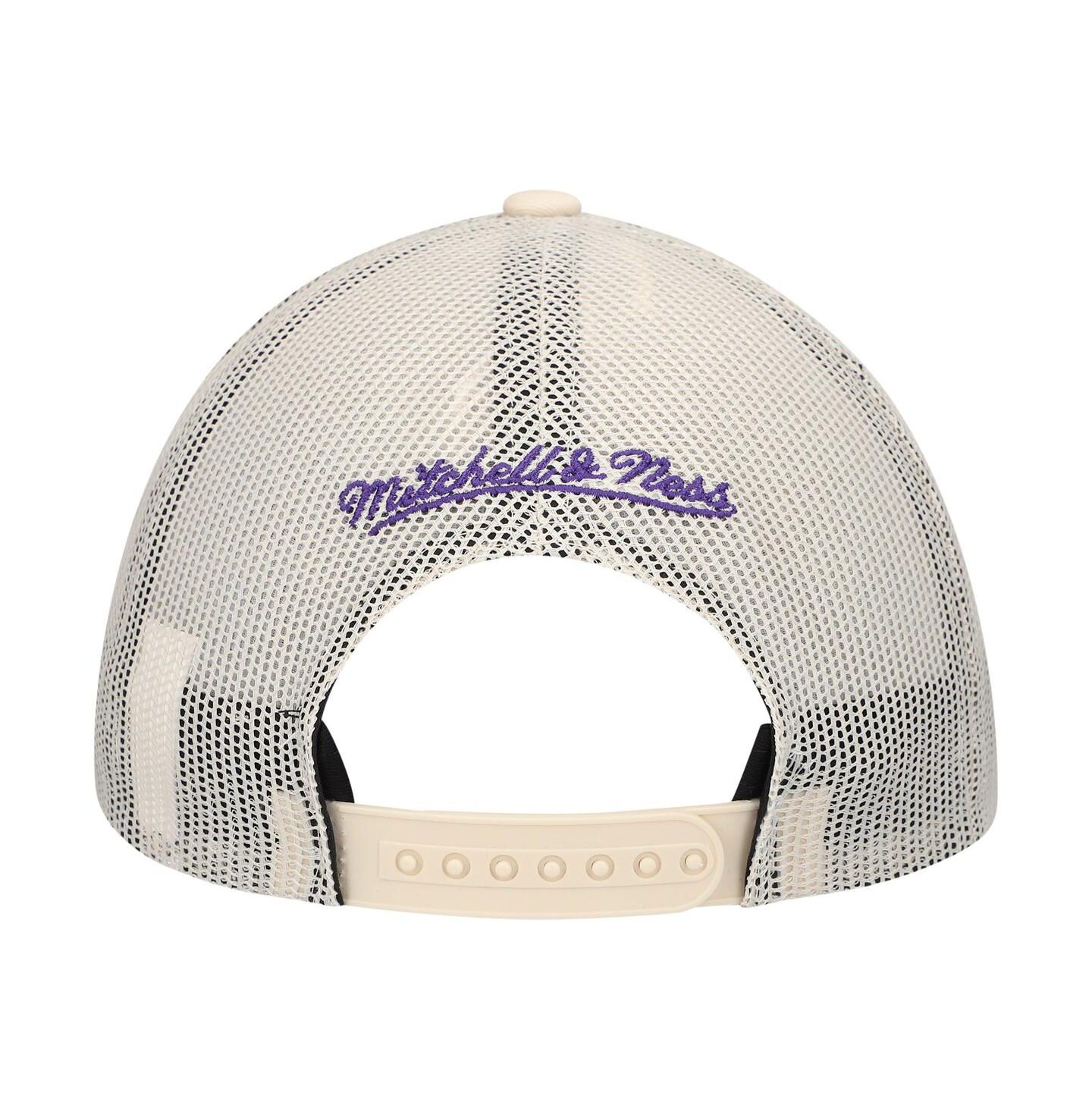Мужская кепка Mitchell & Ness Cream Sacramento Kings Trucker Adjustable Hat — фото 2
