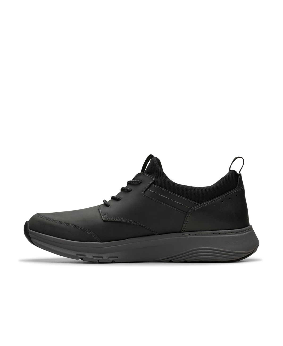 Clarks Collection Men's Motion Trek Ez Shoes In Dark Tan Leather
