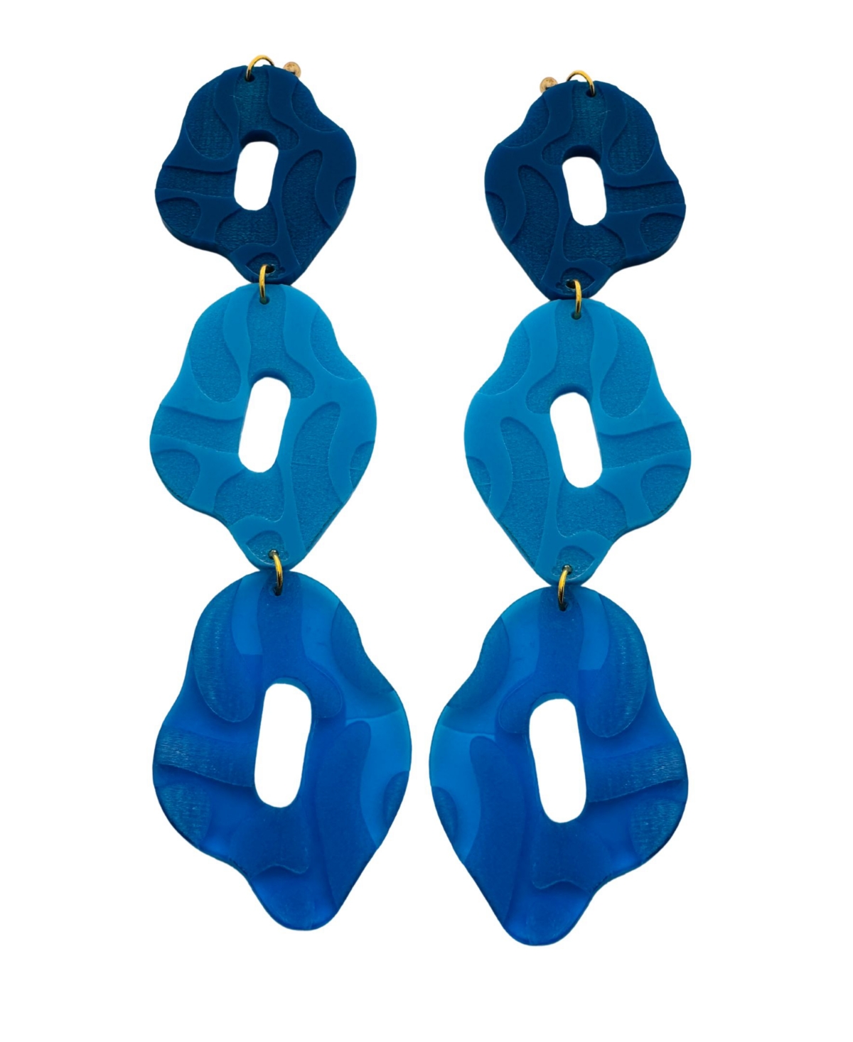 Swanky Designs Linked Dangle Earrings In Blue