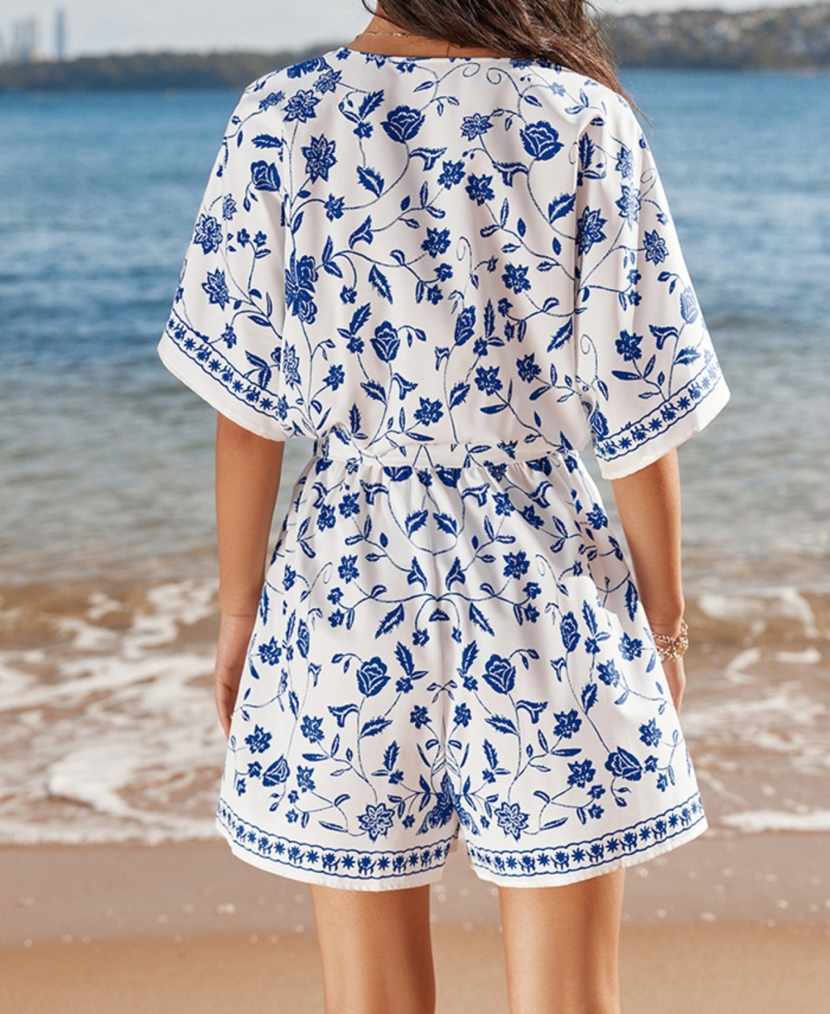 Cupshe Women's Floral Print Belted Romper
