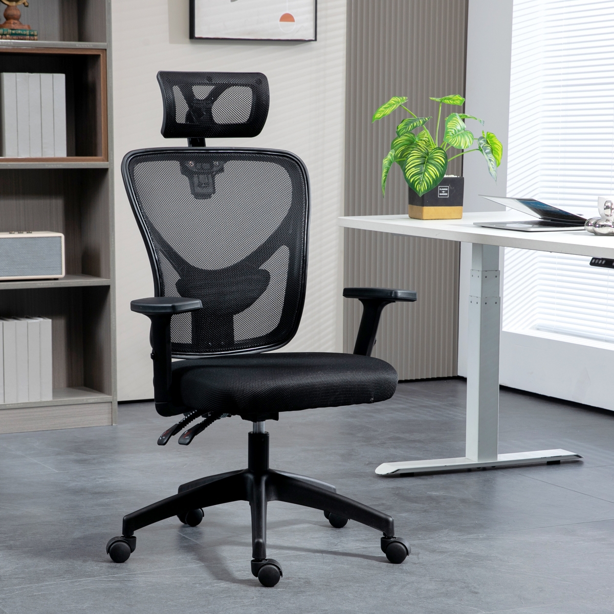 Vinsetto Ergonomic Mesh Chair with Adjustable Headrest & Reclining,