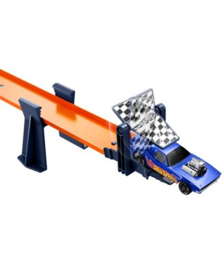 Hot Wheels Remote-Control 30 Plus Pieces of Track Toy Car