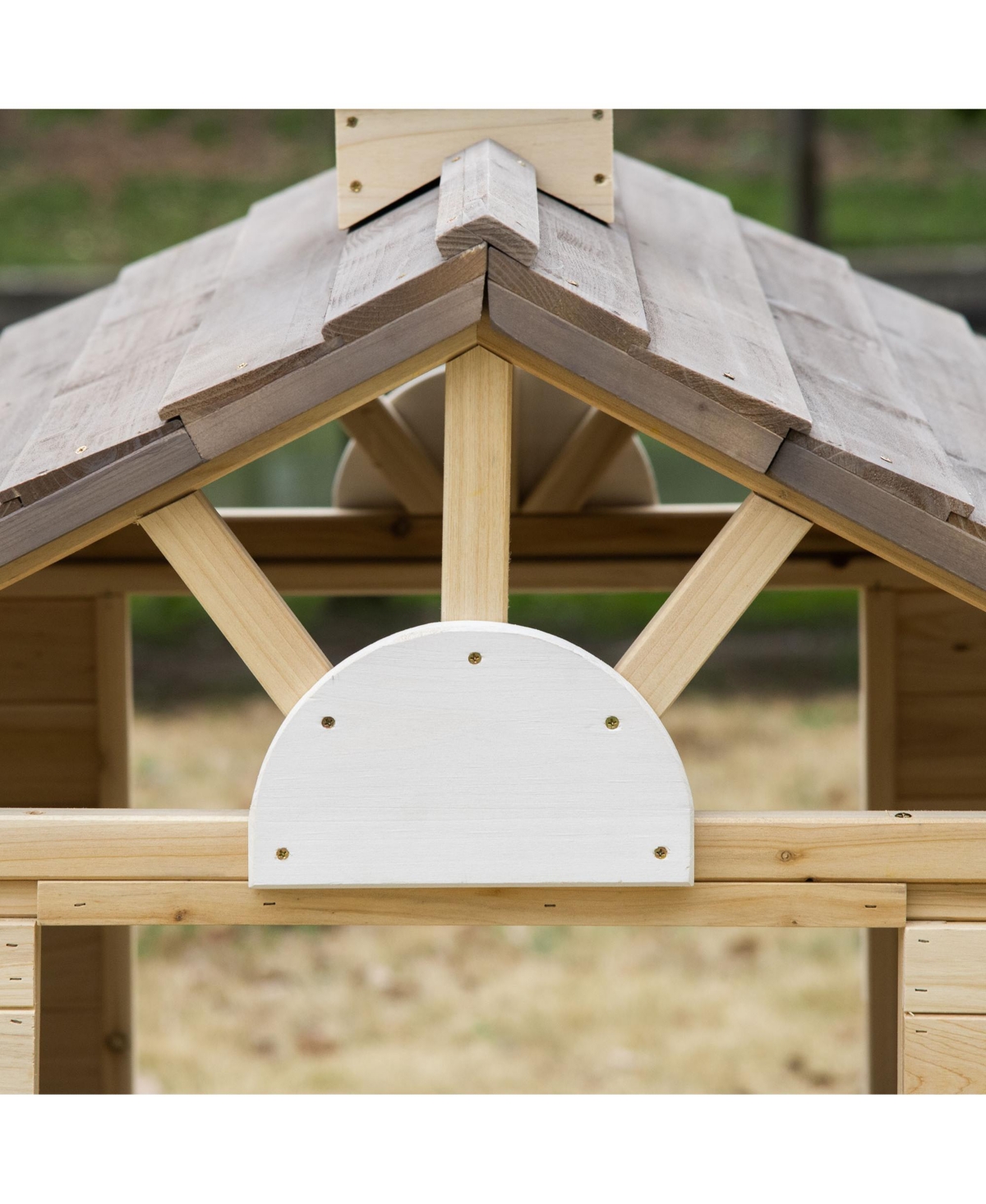 Streamdale Furniture Kids' Wooden Playhouse for Outdoor Adventures