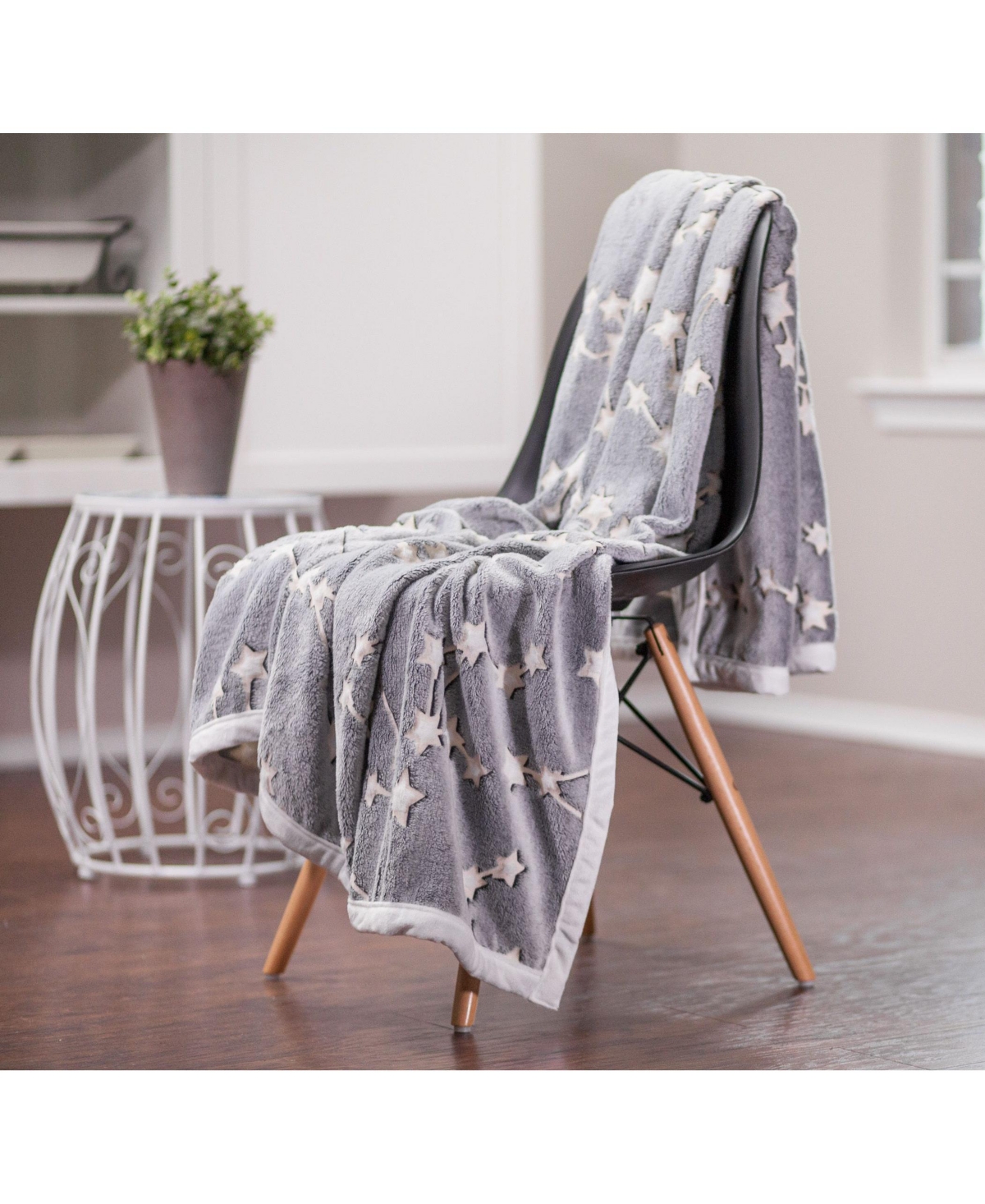 Chanasya Premium Lucky Stars Print Gift Blanket- Featuring Connected Lucky Starts to bring Luck Joy and Harmony Blanket for Birthday Holiday Gif