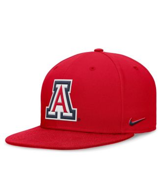 Red nike fitted hat online