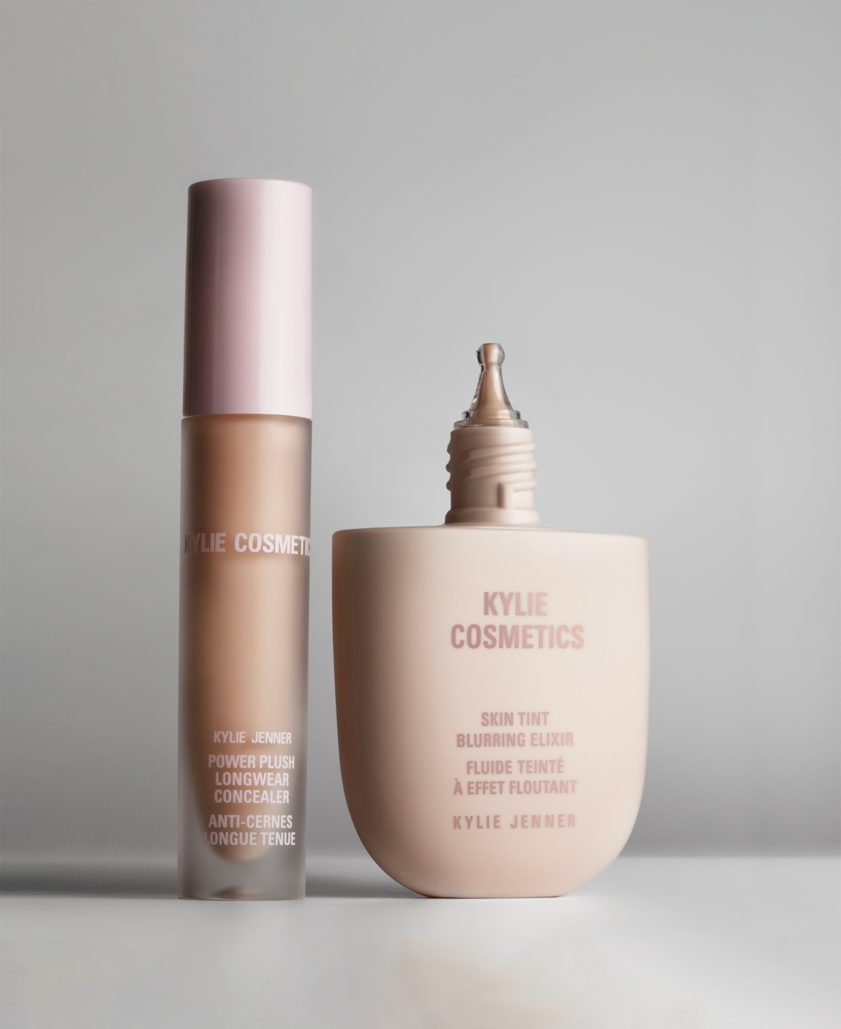 Kylie Cosmetics Skin Tint Blurring Elixir Foundation, oz. - 8.5W (tan deep with warm undertones)
