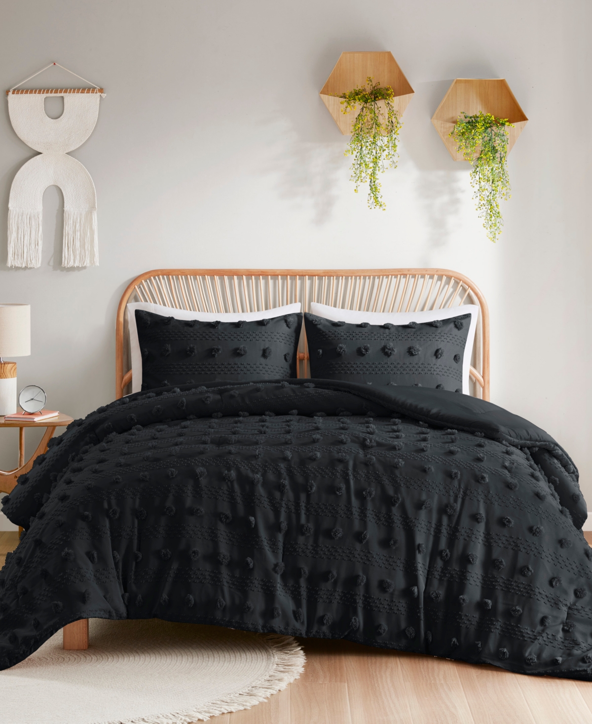 Intelligent Design Lucy Clip Jacquard 3-piece Comforter Set, Twin/twin Xl In Black