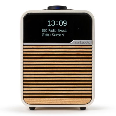 Audio R1 MK4 Bluetooth Radio
