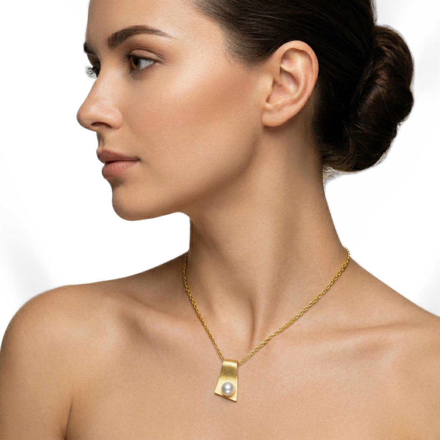 Sterling Silver 18K Gold Plated Unique Pearl Pendant Necklace