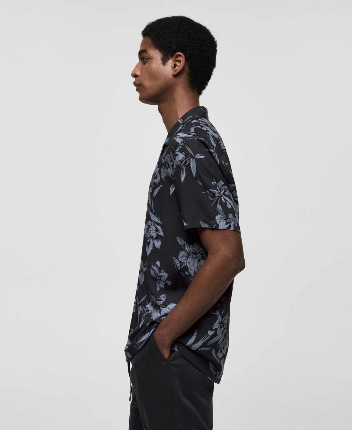 Shop Mango Men's Flowy Hawaiian-print Shirt In Grey