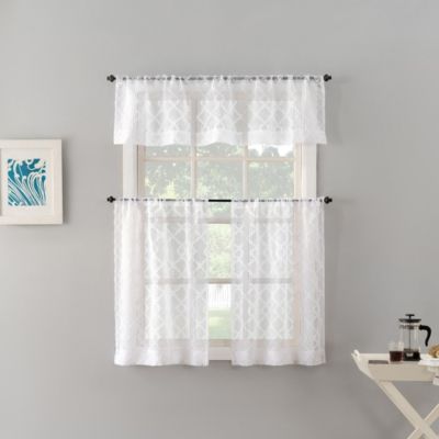 Tina Geometric Clipped Semi-Sheer Rod Pocket Kitchen Curtain Valance