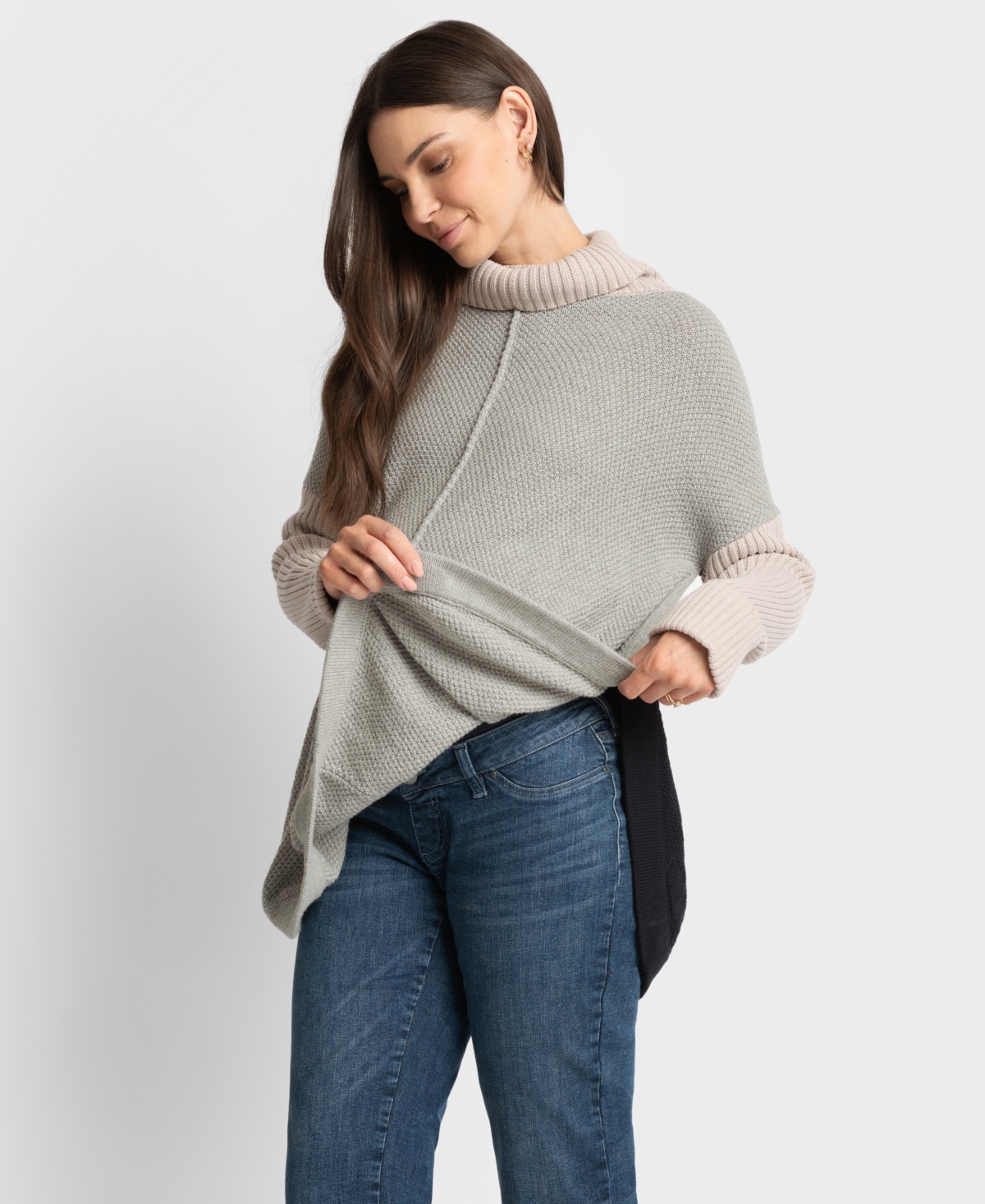 SERAPHINE WOMEN'S ROLL NECK SWEATER 
