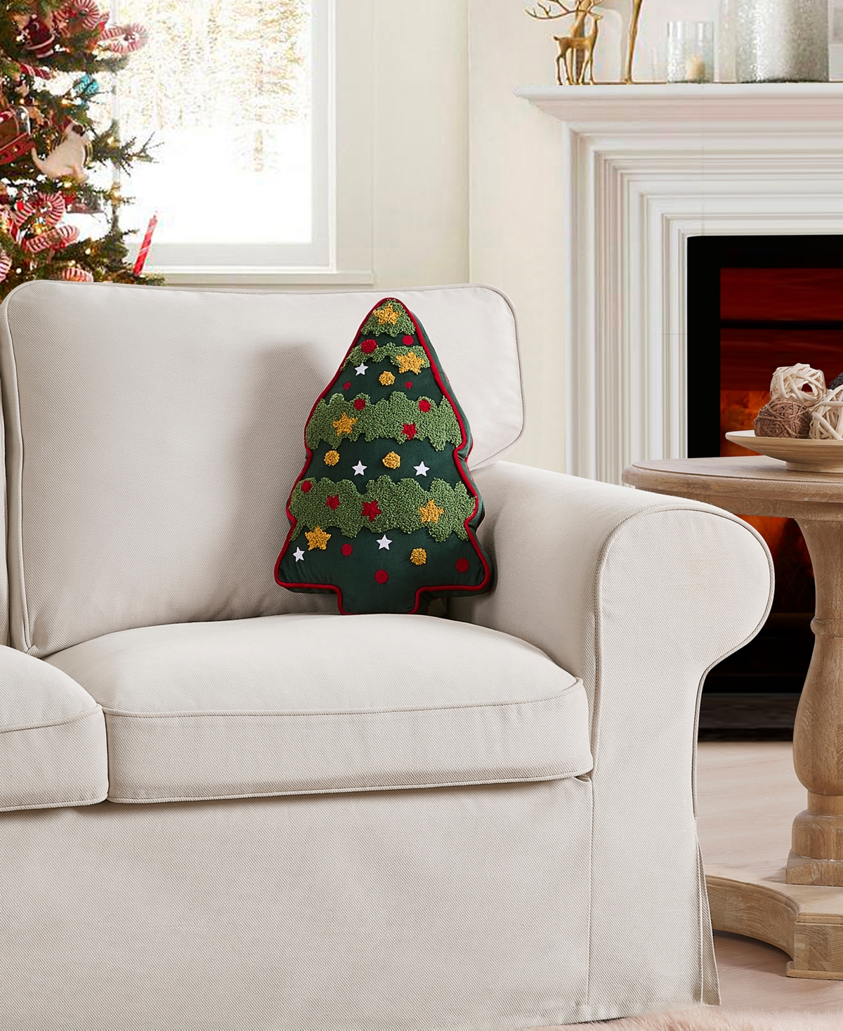 Evergreen Ivy Christmas Tree Pillow, 16