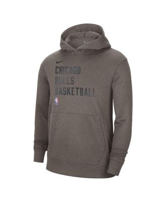 Men's and Women's Olive Chicago Bulls 2023/24 Performance Spotlight On-Court Practice Pullover Hoodie