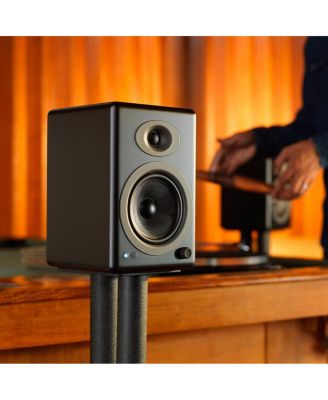 A5+ Classic Powered Bookshelf Speakers - Pair