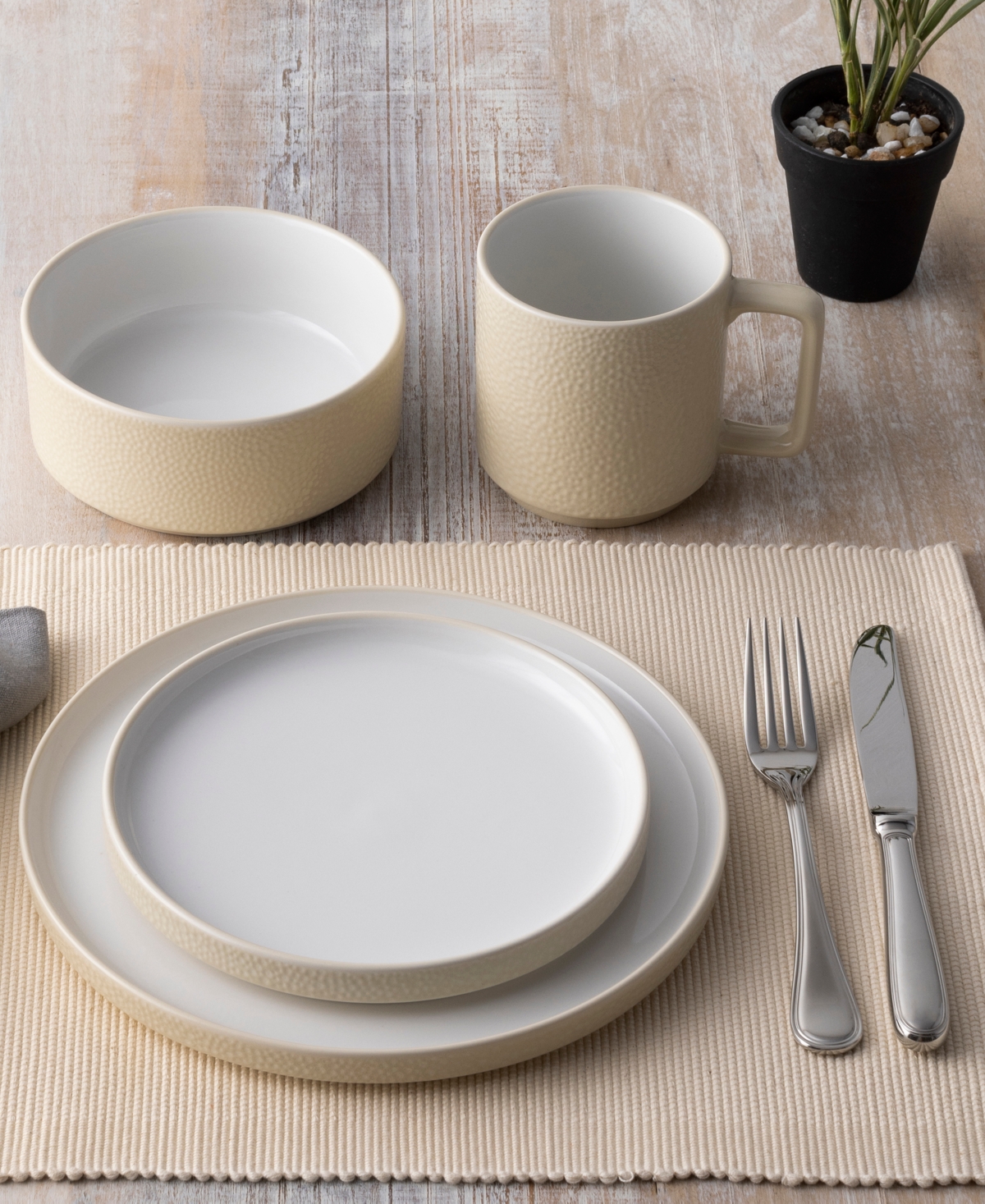 NORITAKE COLORTEX STONE STAX IVORY SALAD PLATES, SET OF 4 