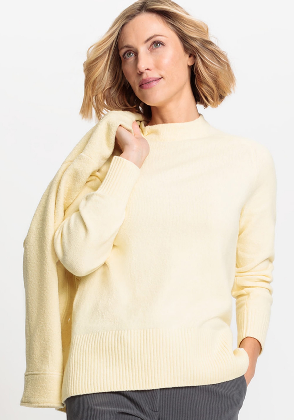 Olsen Women's Long Sleeve Funnel Neck Pullover