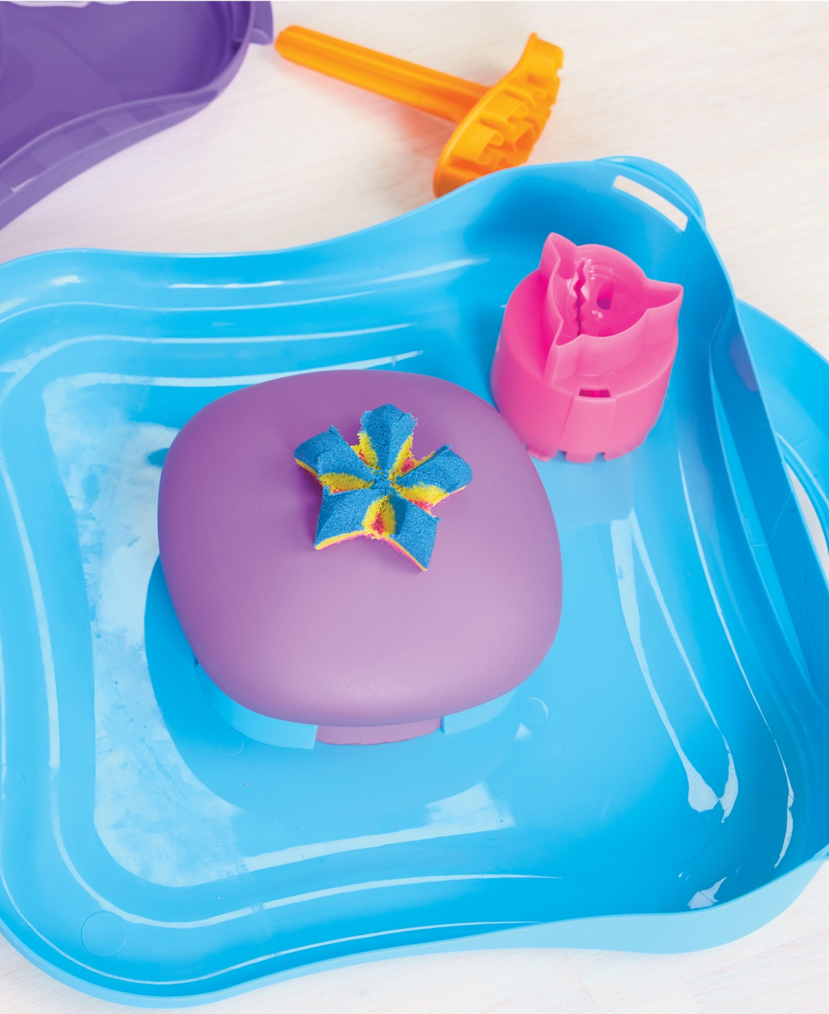 Kinetic Sand Squish Motion Playset Sensory Toys In Multi Color