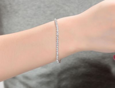 White Gold Plated Clear Round Cubic Zirconia Tennis Bracelet