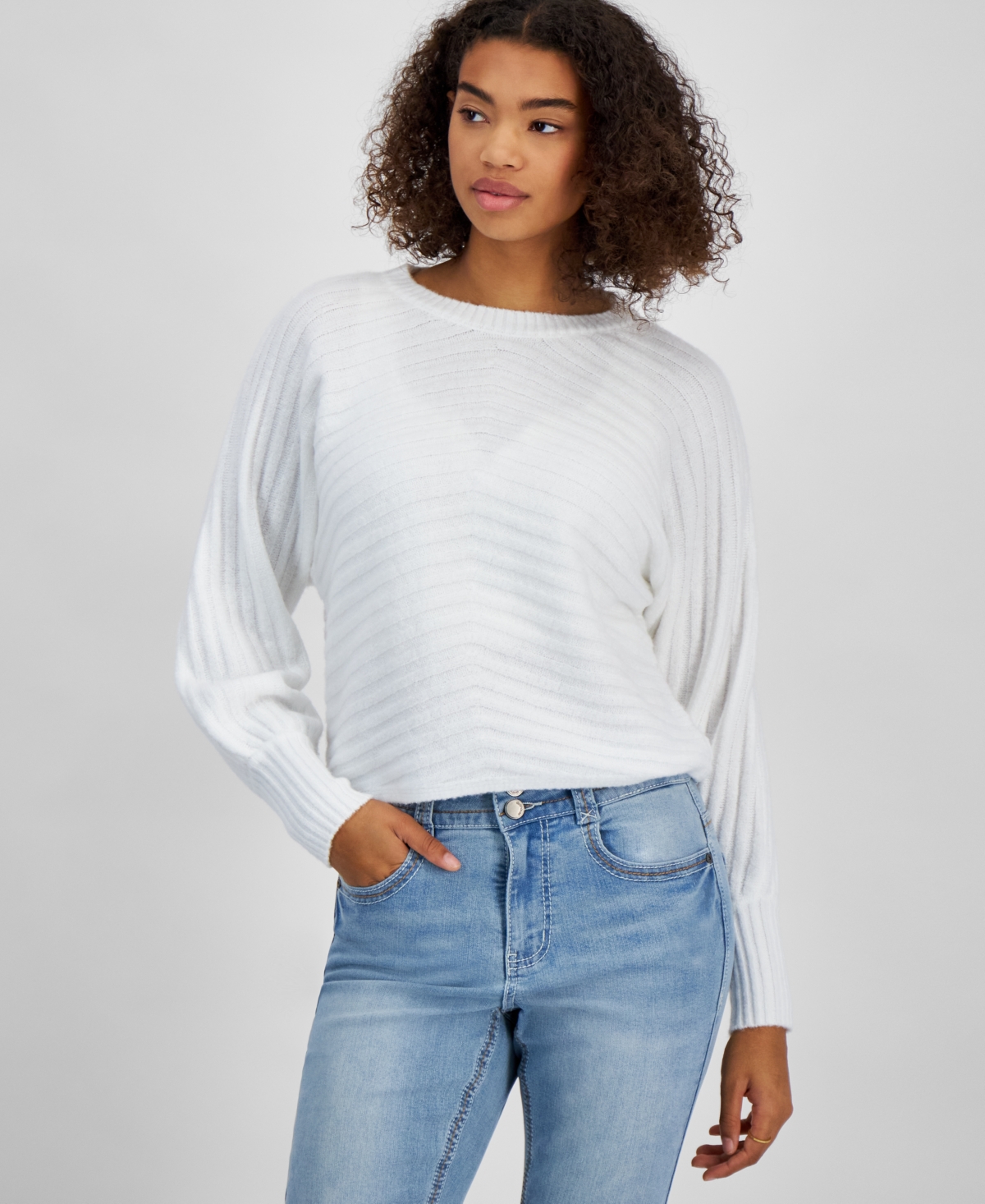 Junior's Elliptical Rib-Knit Sweater - Bright White