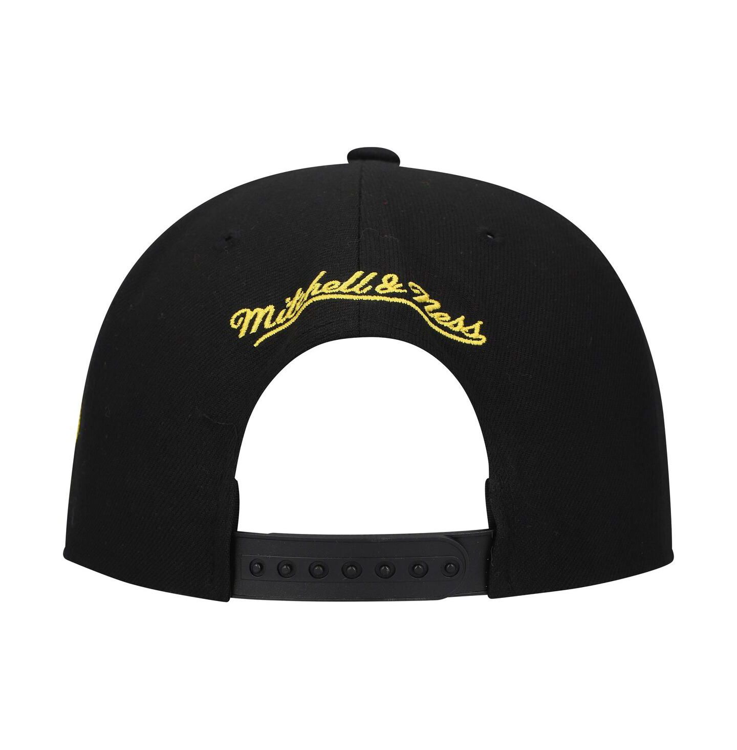 Мужская кепка Mitchell & Ness Black Boston Bruins Core Team Script 2.0 Snapback Hat — фото 4