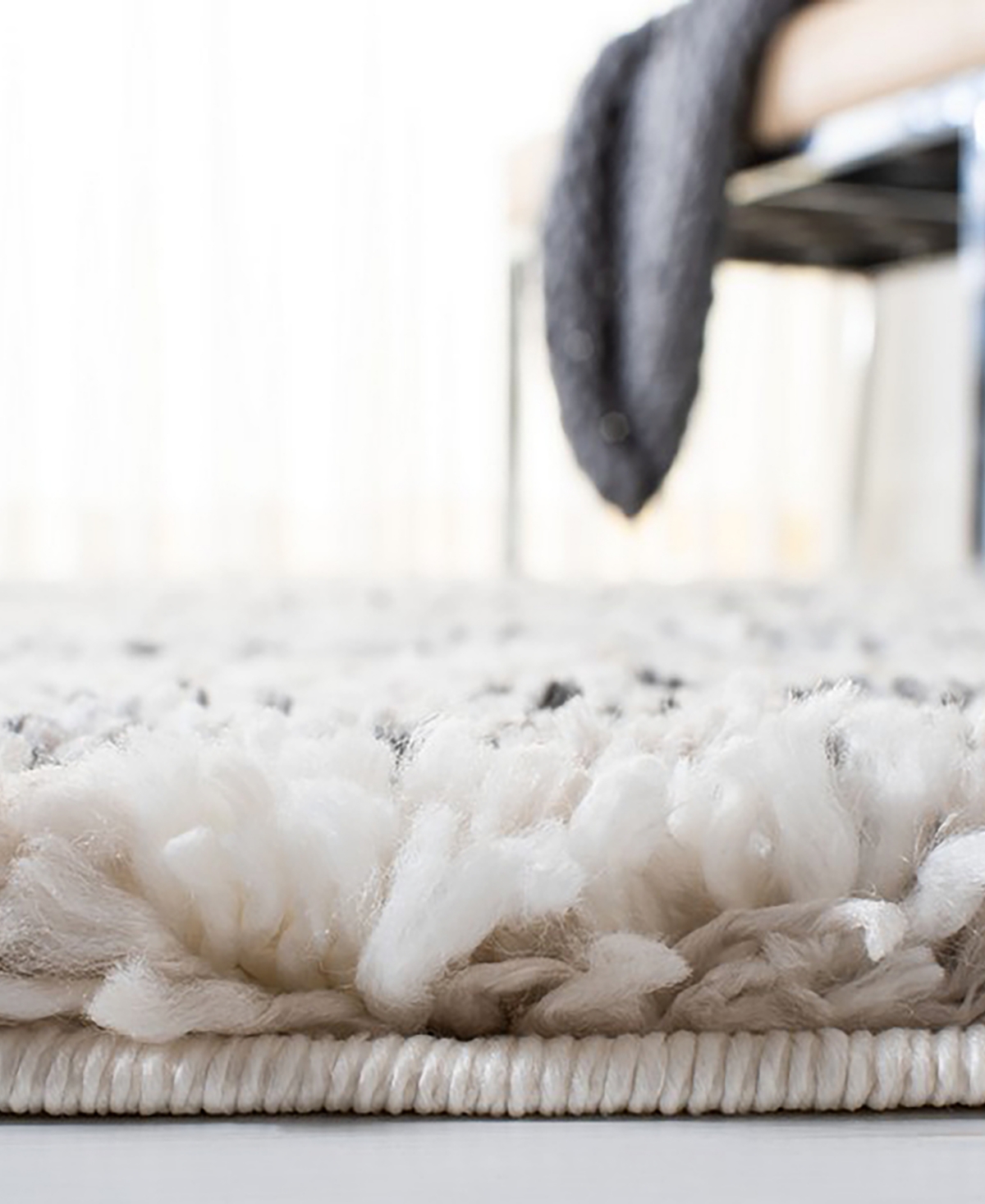 Safavieh Fontana Shag FNT842A 5'3