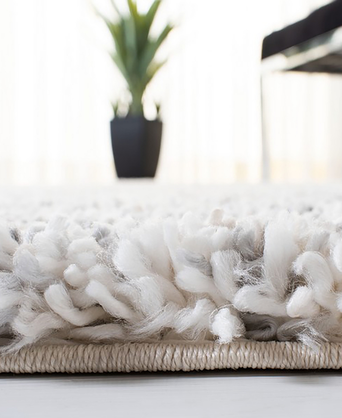 Safavieh Fontana Shag FNT886F 3'x5' Area Rug -Ivory