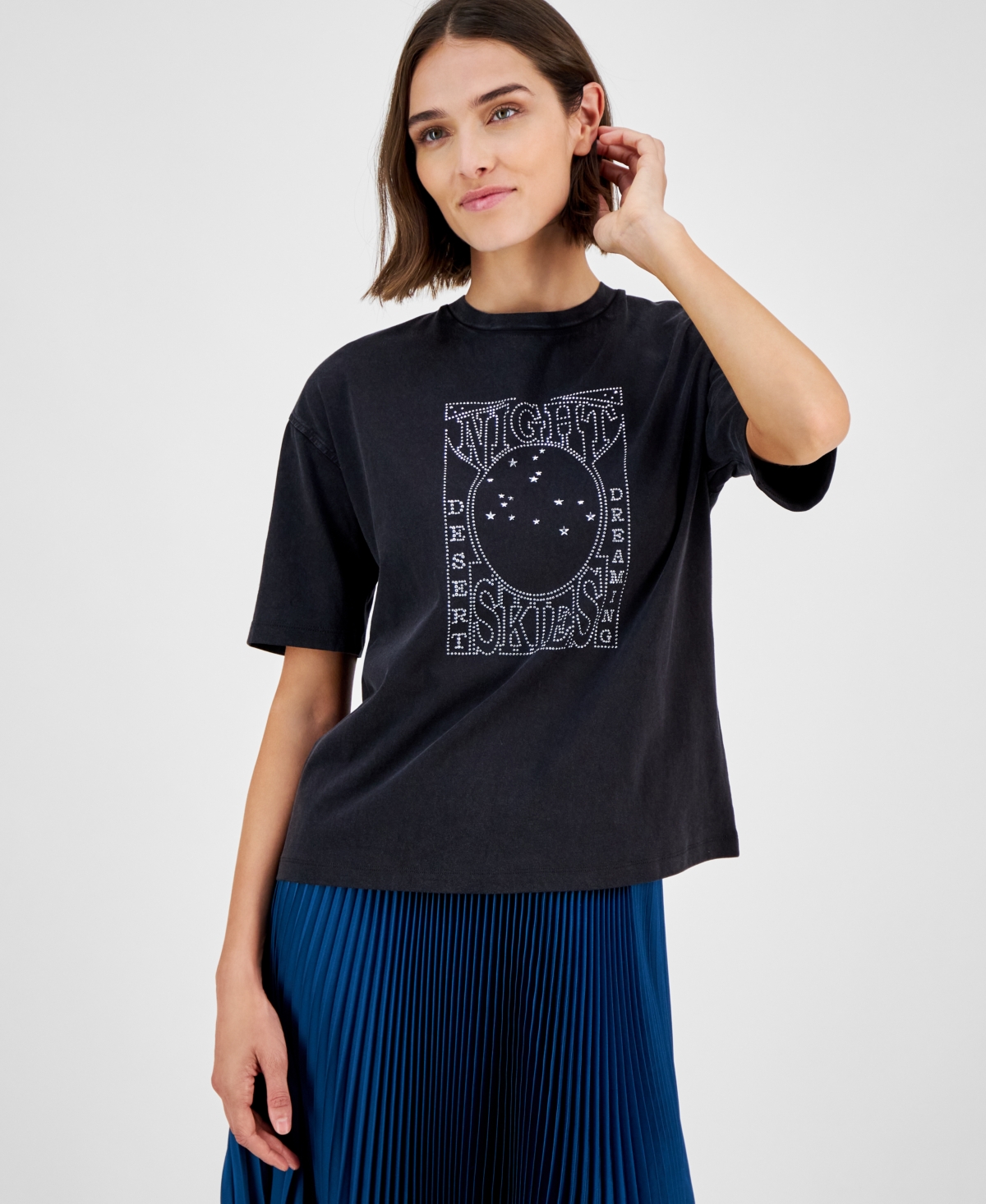 Women's Cotton Embellished-Graphic T-Shirt - Black