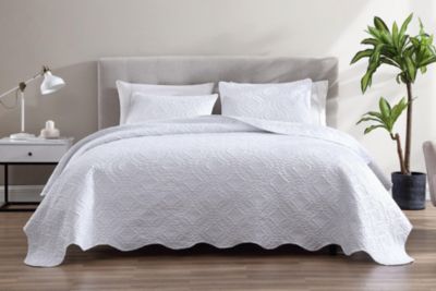 Riviera 3 Piece Embossed Bedspread/Coverlet and Pillow Shams Set