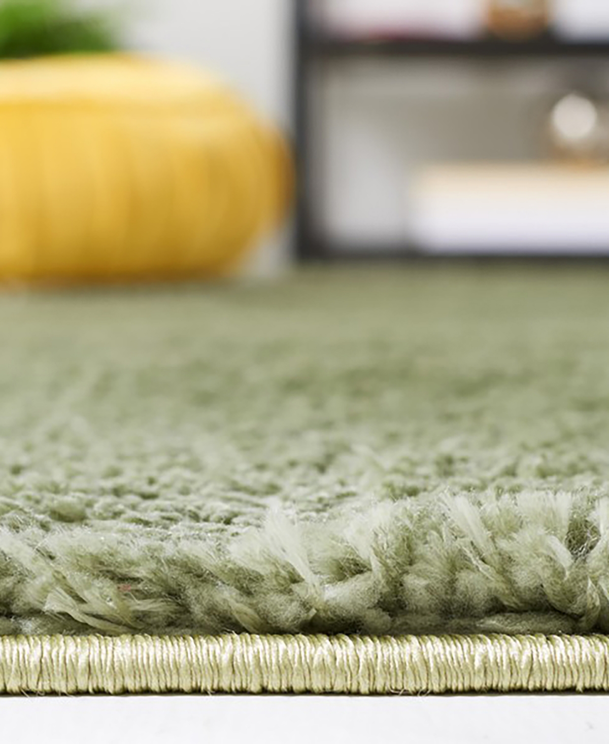Safavieh Tahoe Shag THO670W 2'x8' Area Rug