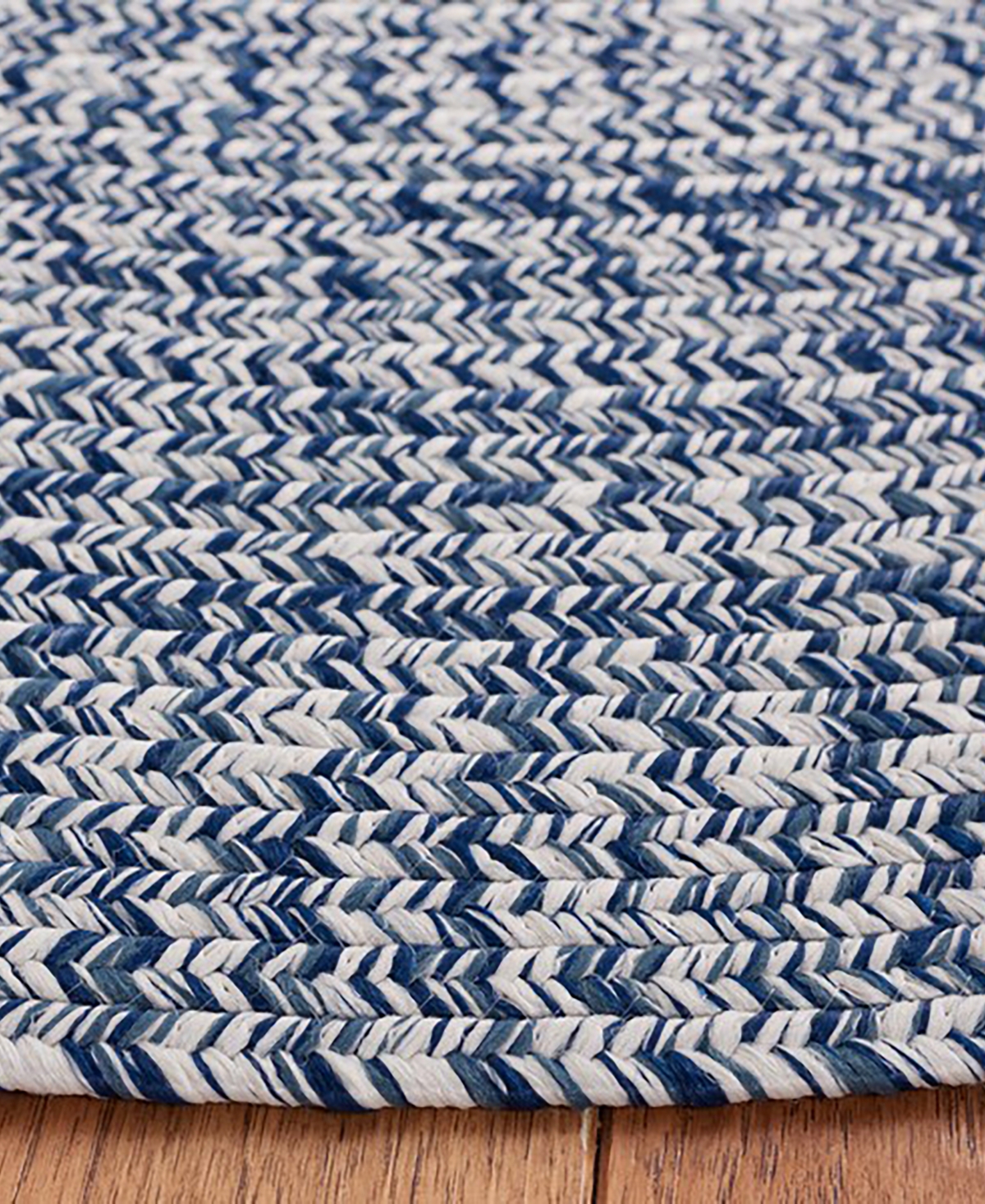 Safavieh Braided BRA201N 6'x9' Oval Area Rug -Ivory