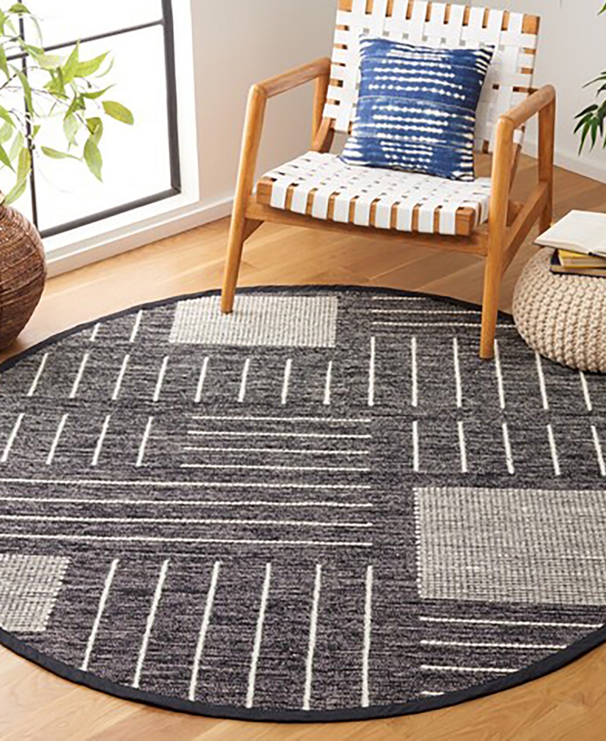 Safavieh Kilim Iii KLM326Z 6'x6' Area Rug