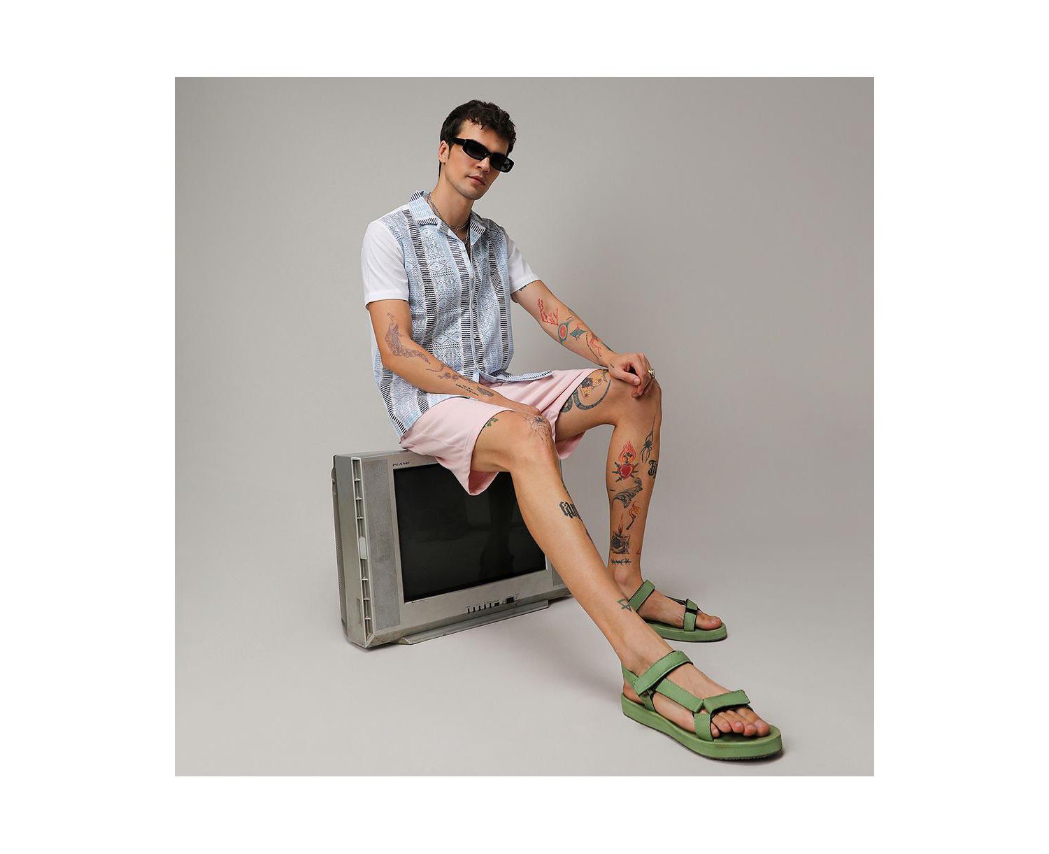 Men's Sky Blue & Midnight Black Fish Eye Ethnic Shirt