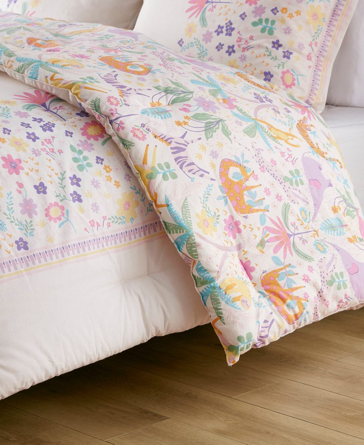 Urban Habitat Lulu Floral Reversible Comforter Sets In Purple