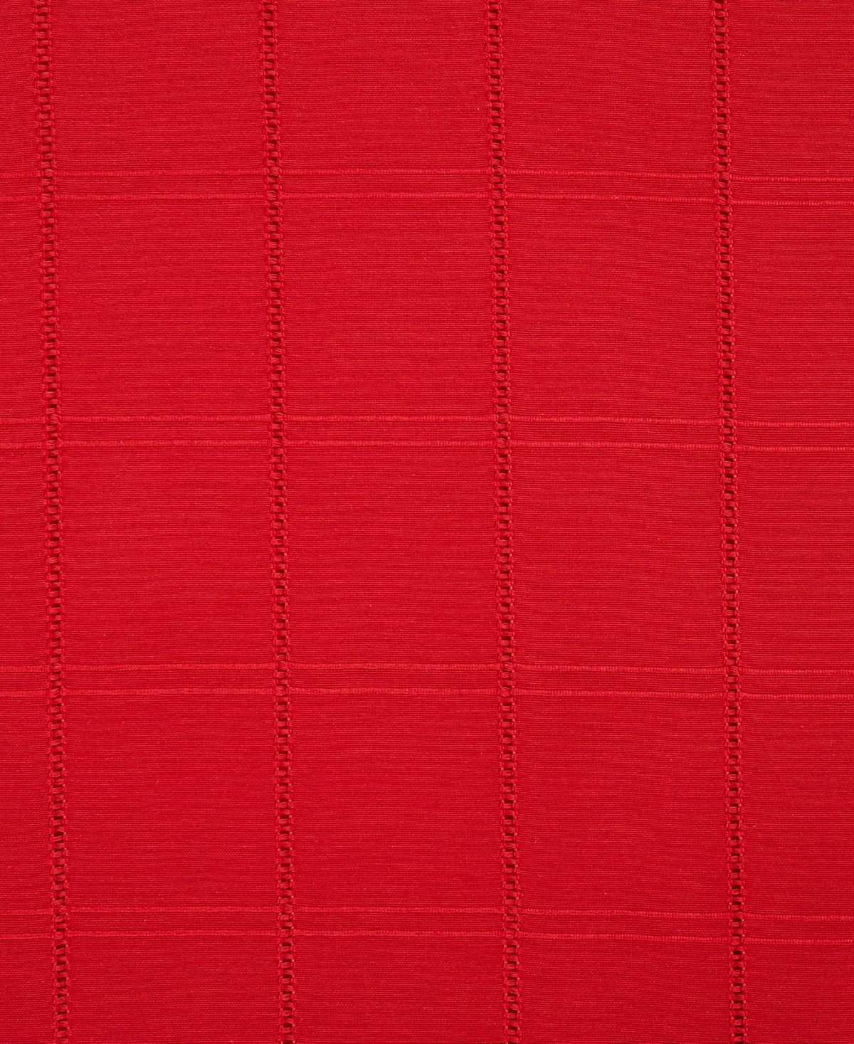 Izod Chadwick Tablecloth 60" X 84" In Red