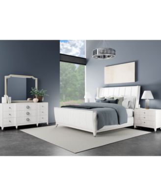 Warlington Queen 3 Pc. Set (Bed, Dresser & Nightstand)