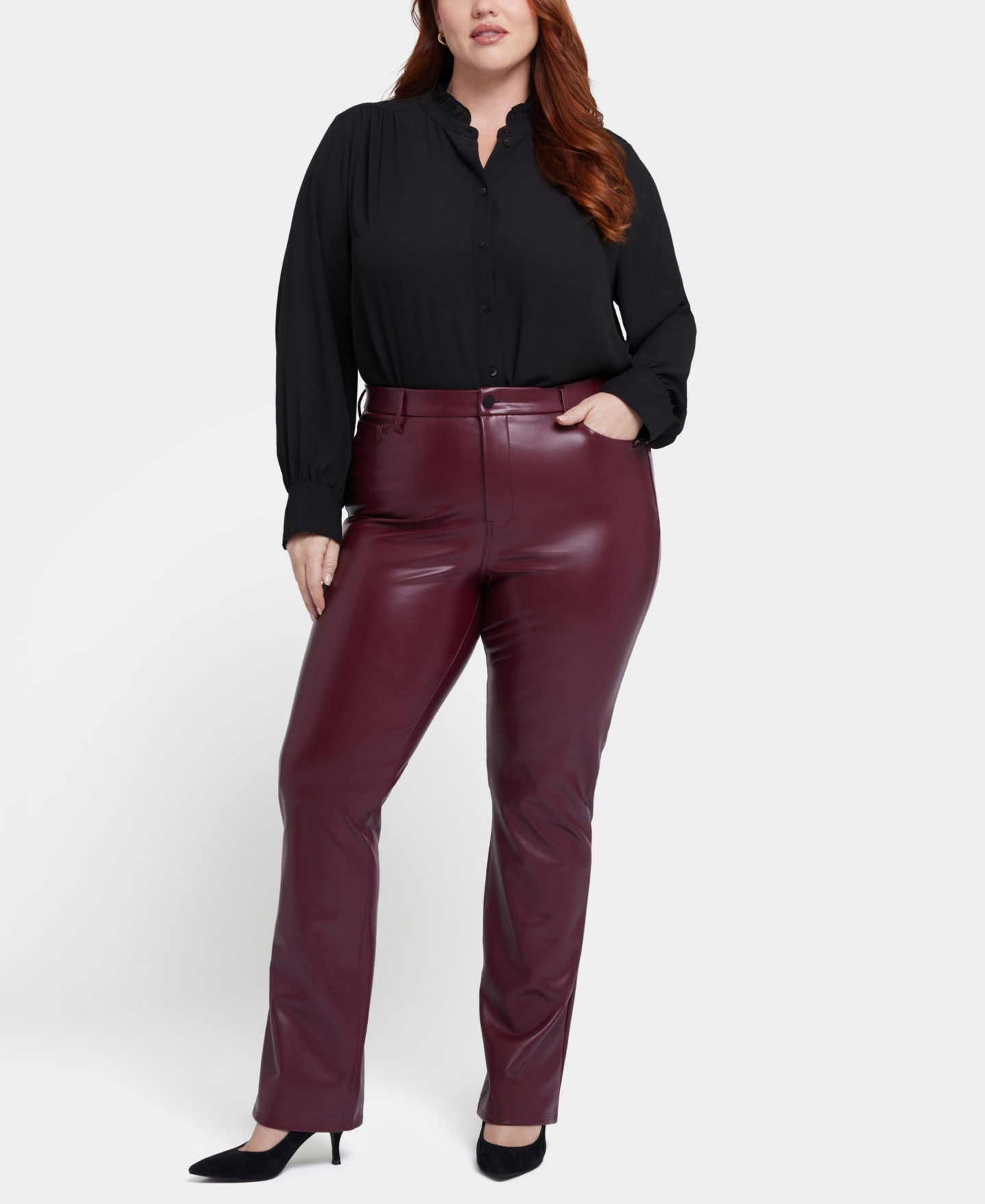 Женские брюки NYDJ Plus Size Artificial Leather Marilyn Straight, цвет: Tavern — фото 1