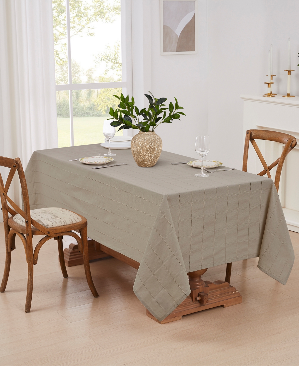 Izod Chadwick Oblong Tablecloth, 60" X 102" In Linen