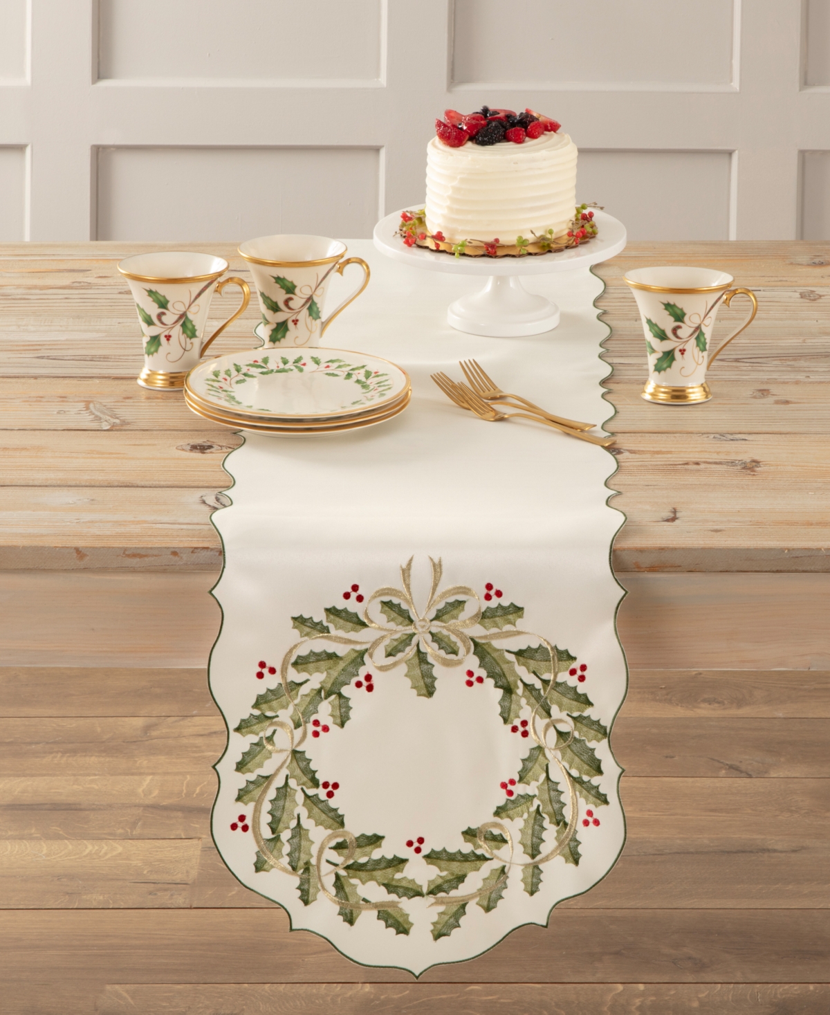 Lenox Holiday Nouveau Wreath Table Runner, 14" X 72" In Multi