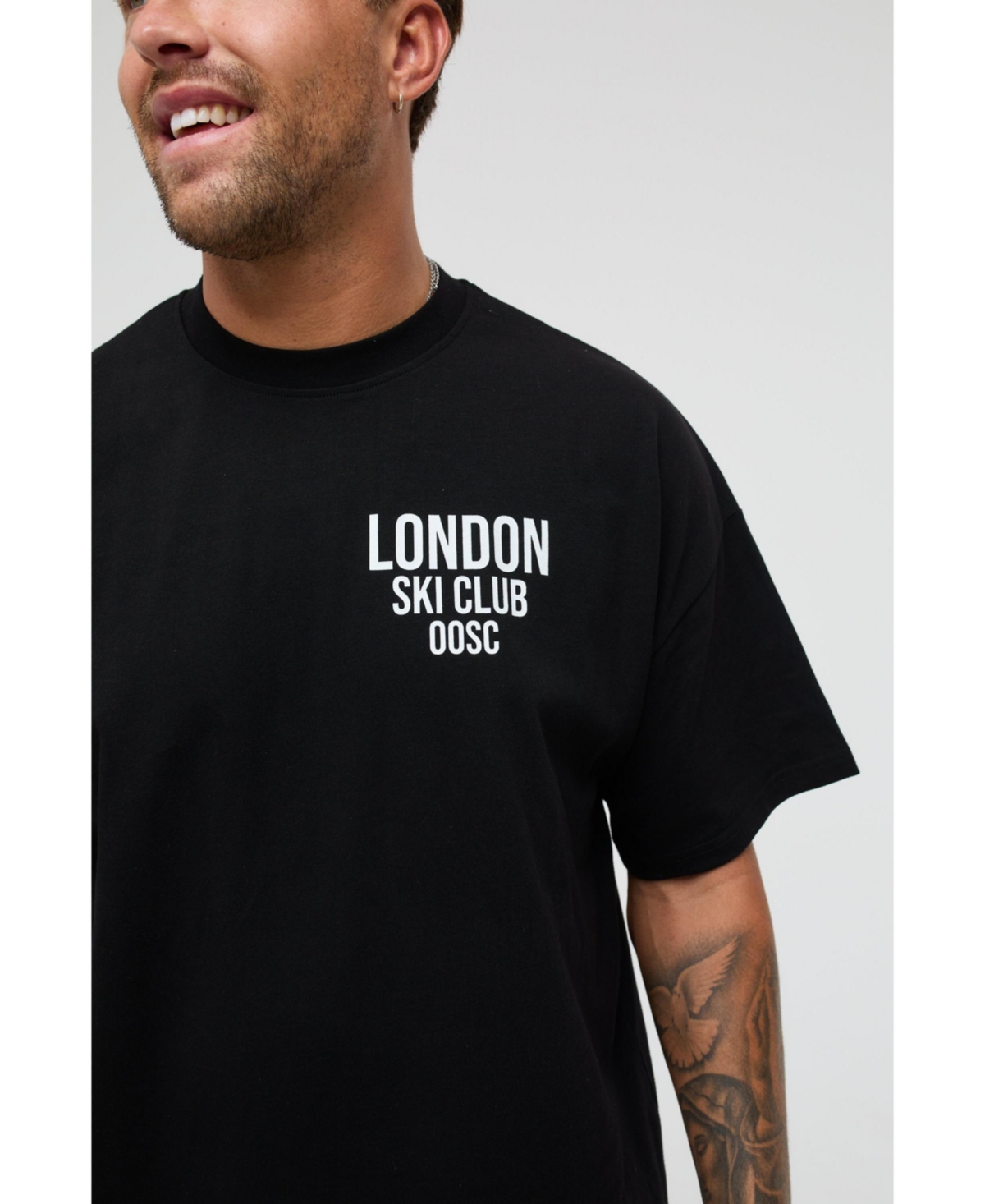 Oosc Men's London Ski Club Oversize T-Shirt -- Black