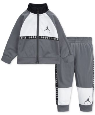 Nike Jogger Pant fashion and Air Jordan Jacket