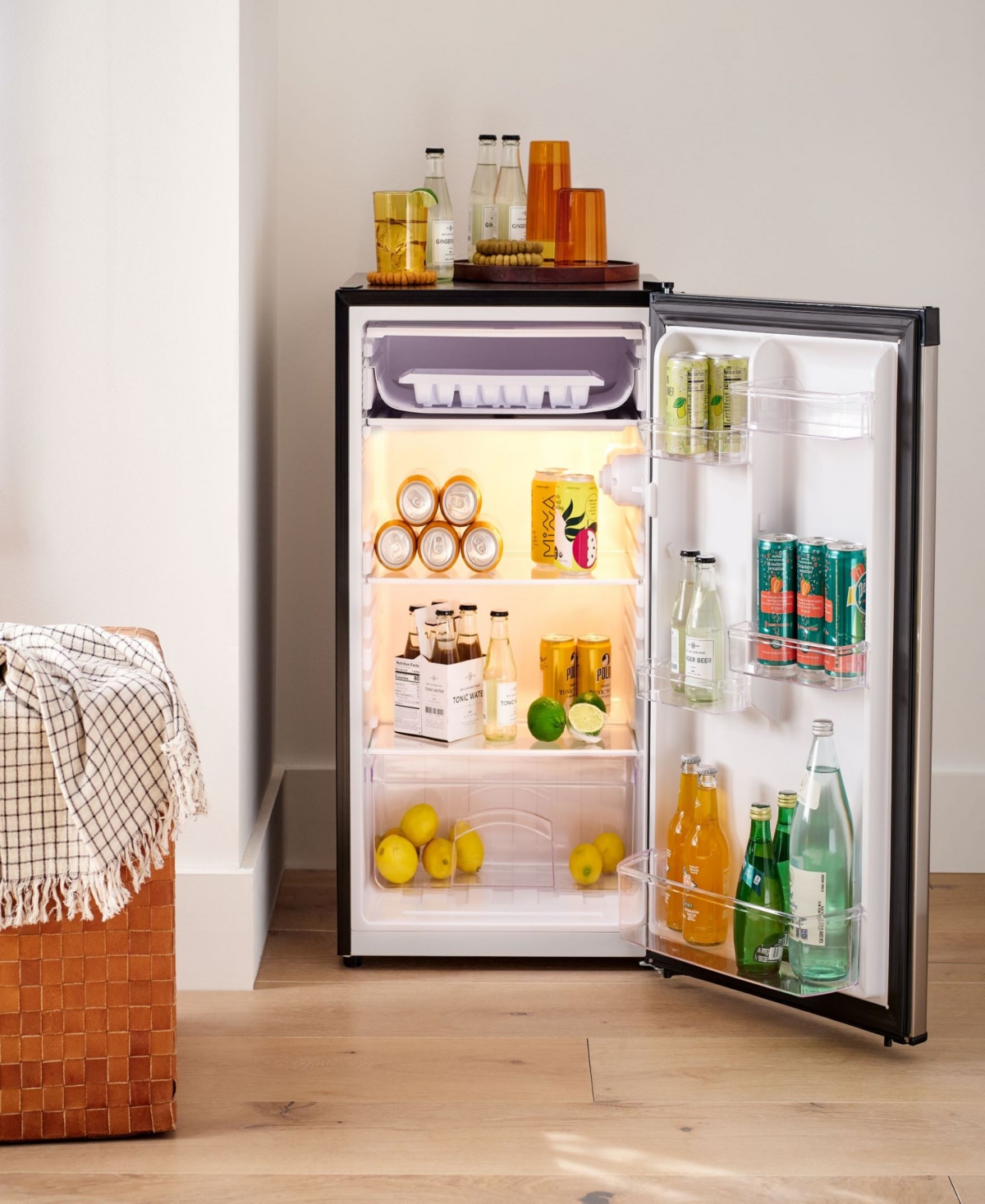 Cuisinart 4.4 Cu. Ft. Compact Refrigerator Ccf-44