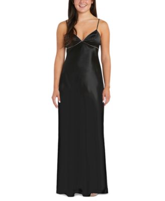Juniors' Embellished V-Neck Sleeveless Gown