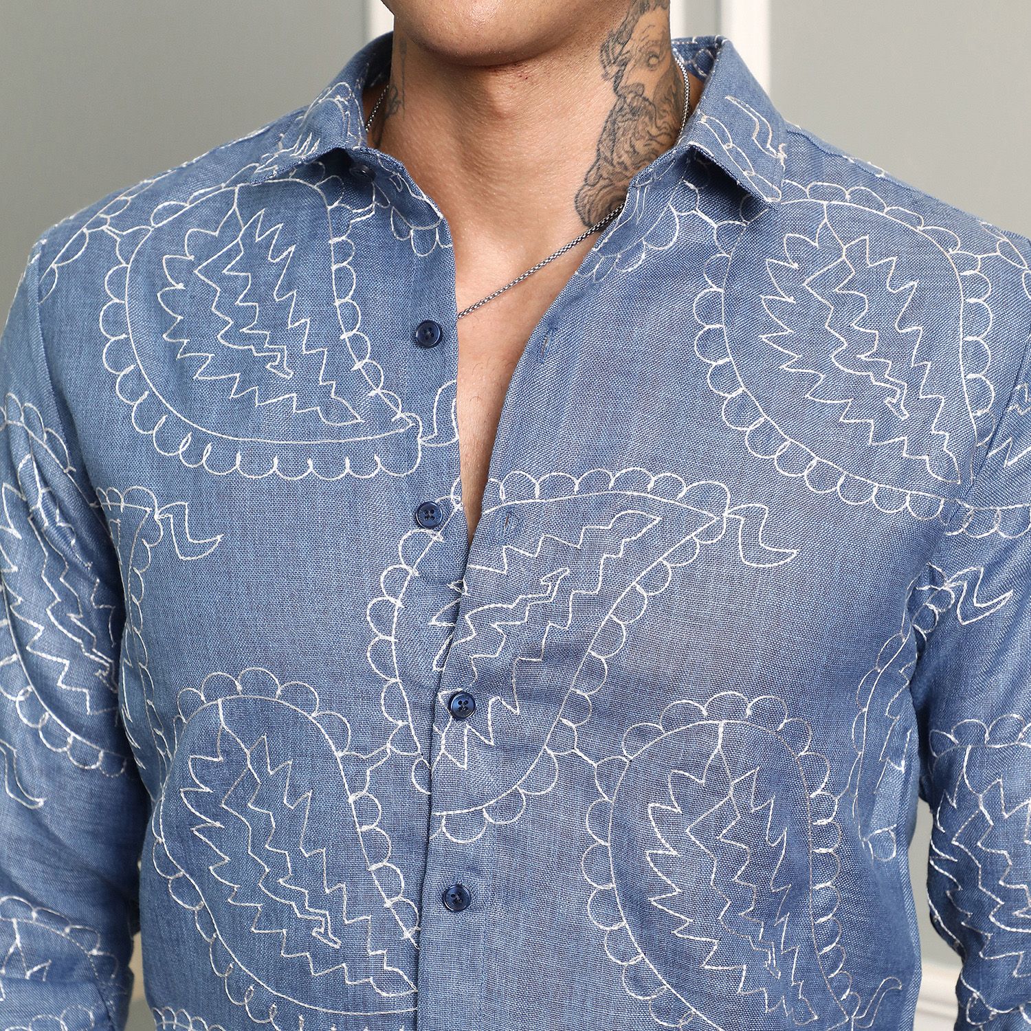 Men's Icy Blue Paisley-Lined Shirt