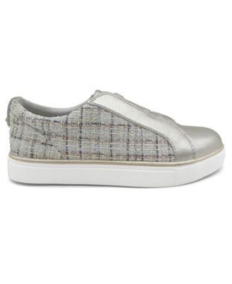 Women's Bonnie Round Toe Sneakers