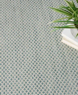 Courtyard COU01 5'x5' Round Area Rug